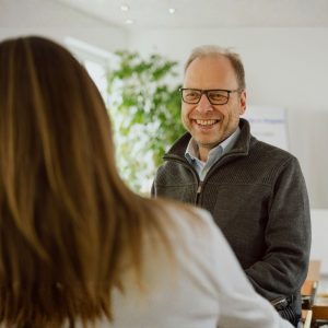 Mitarbeitende im 1:1 führen und entwickeln